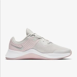 Women's size 8 Nike MC Trainers